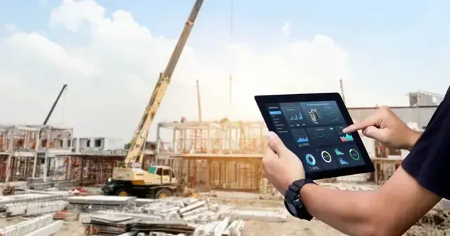 How custom software helps construction companies deliver faster